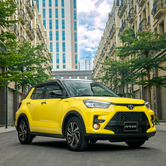 TOYOTA-RAIZE